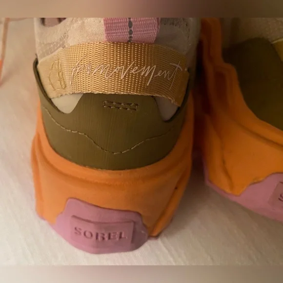 Free People X Sorel , Women's Kinetic Breakthru Tech  Sneakers - Picture 6 of 7